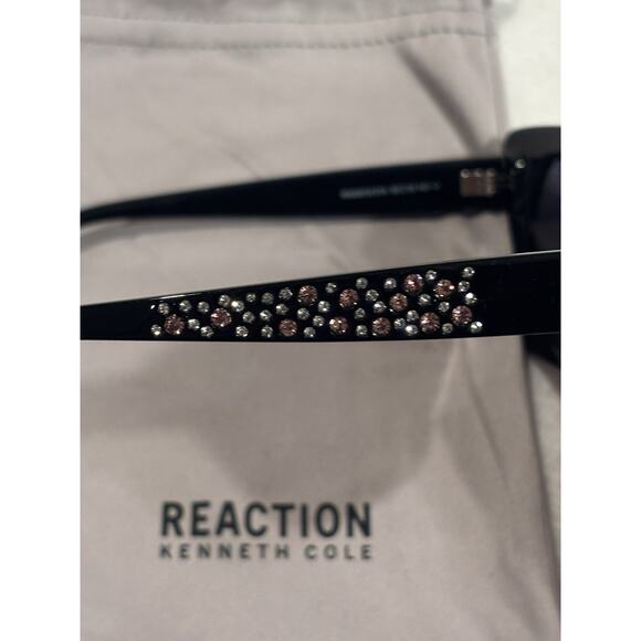 Kenneth Cole Reaction Black Cat Eye Sunglasses with Pouch RN00015S 53-18-140 NWT - Picture 4 of 8